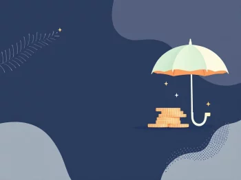 Stapel munten naast rekenmachine en paraplu-symbool op marineblauw, illustratie van spaarlimieten en zorgtoeslagen