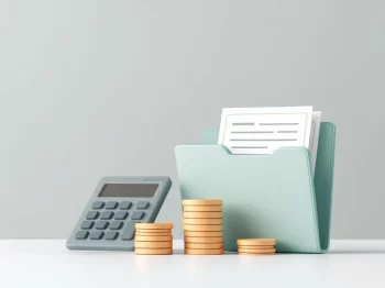 Professionele illustratie van calculator, gestapelde munten en documenten voor lijfrente berekeningen en pensioenplanning